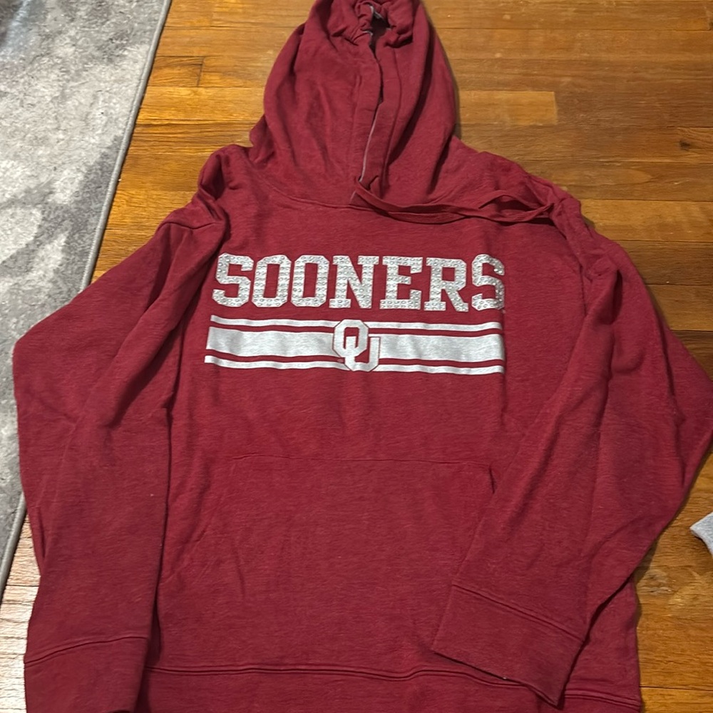 VS Pink Oklahoma Sooners Hooded Sweatshirt Size XS Runs Big